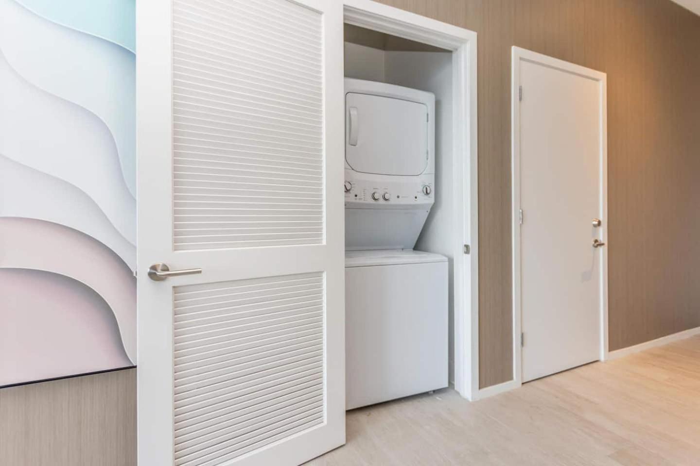 Amazing Apartments At H Beach House Голливуд Экстерьер фото