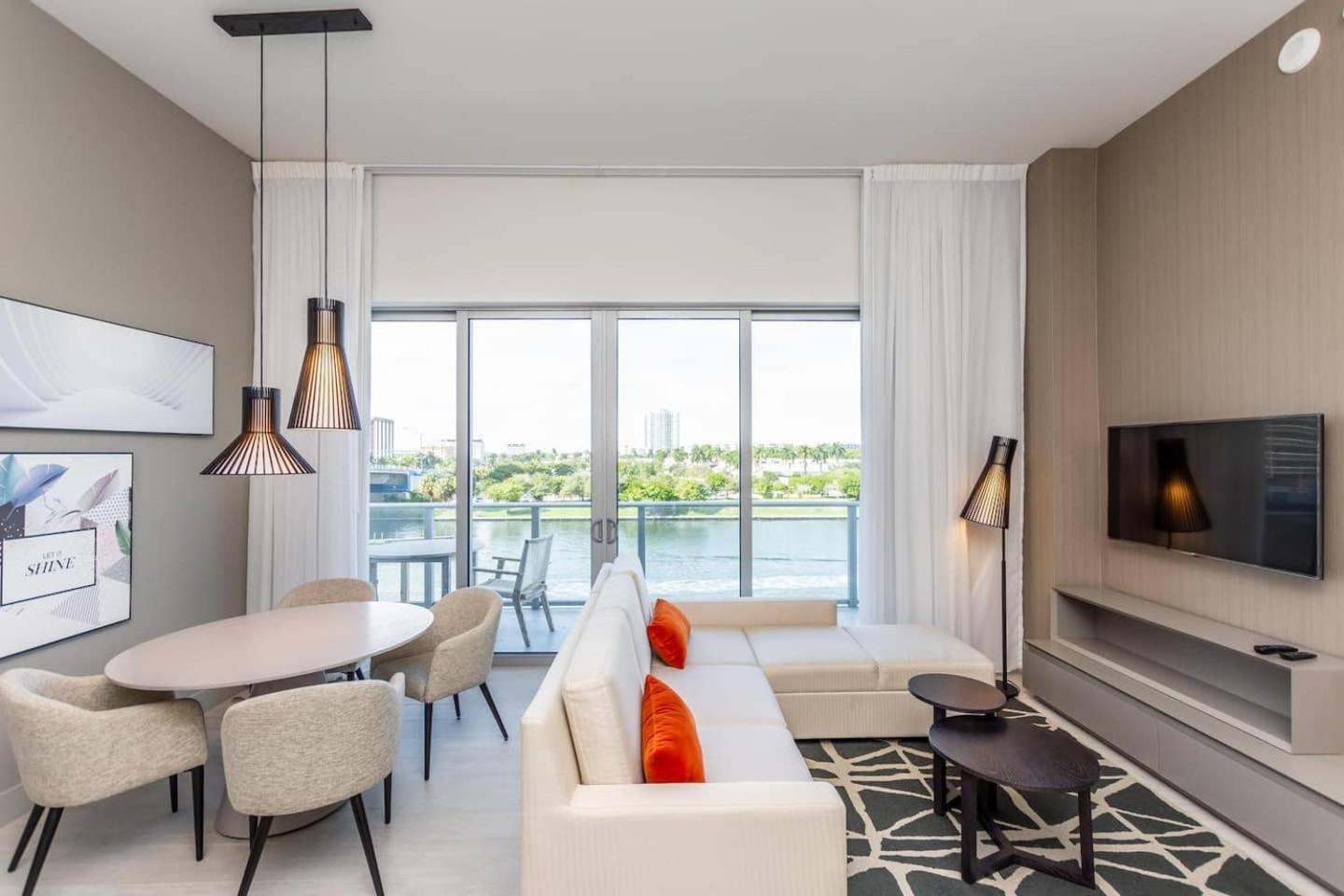 Amazing Apartments At H Beach House Голливуд Экстерьер фото