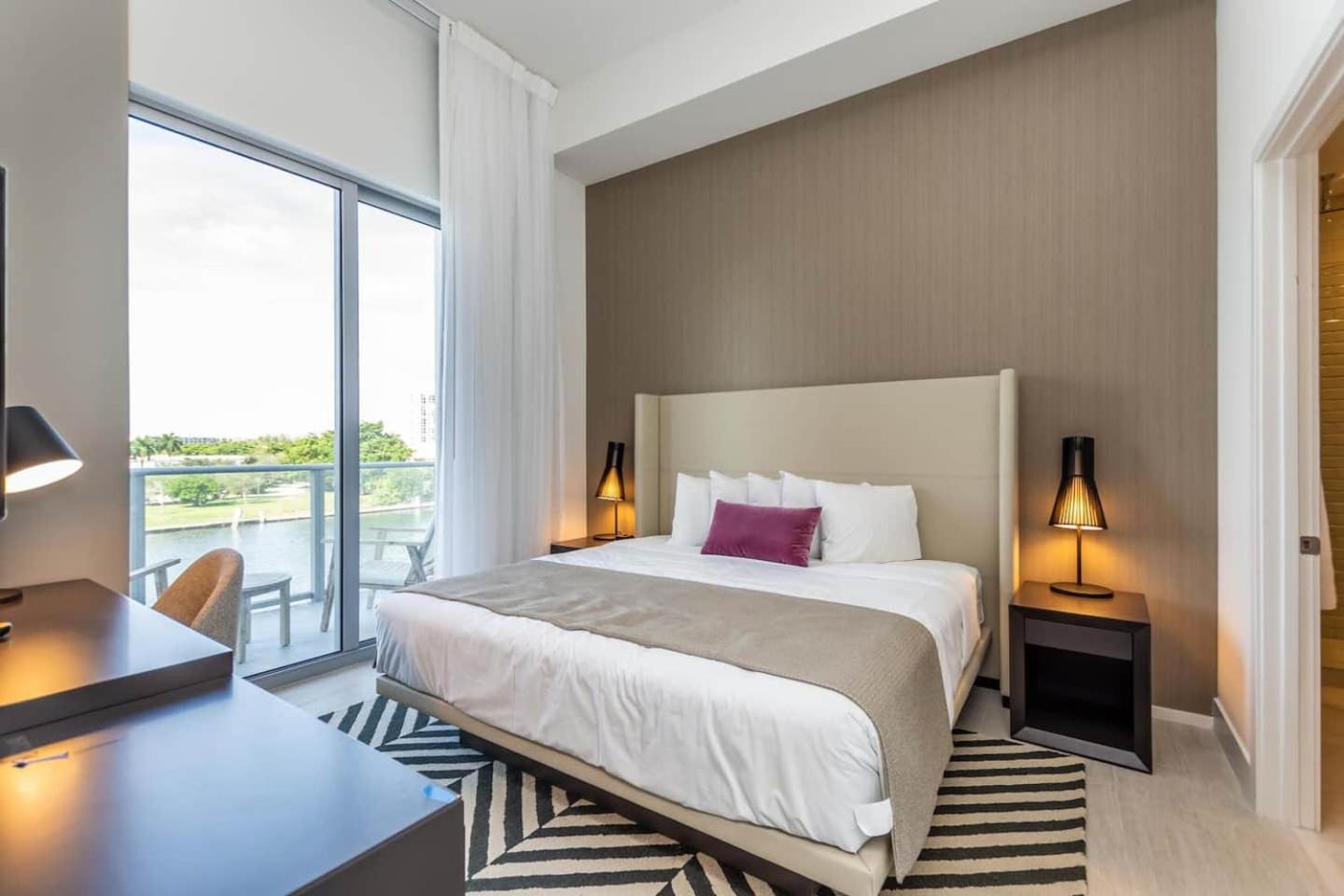 Amazing Apartments At H Beach House Голливуд Экстерьер фото