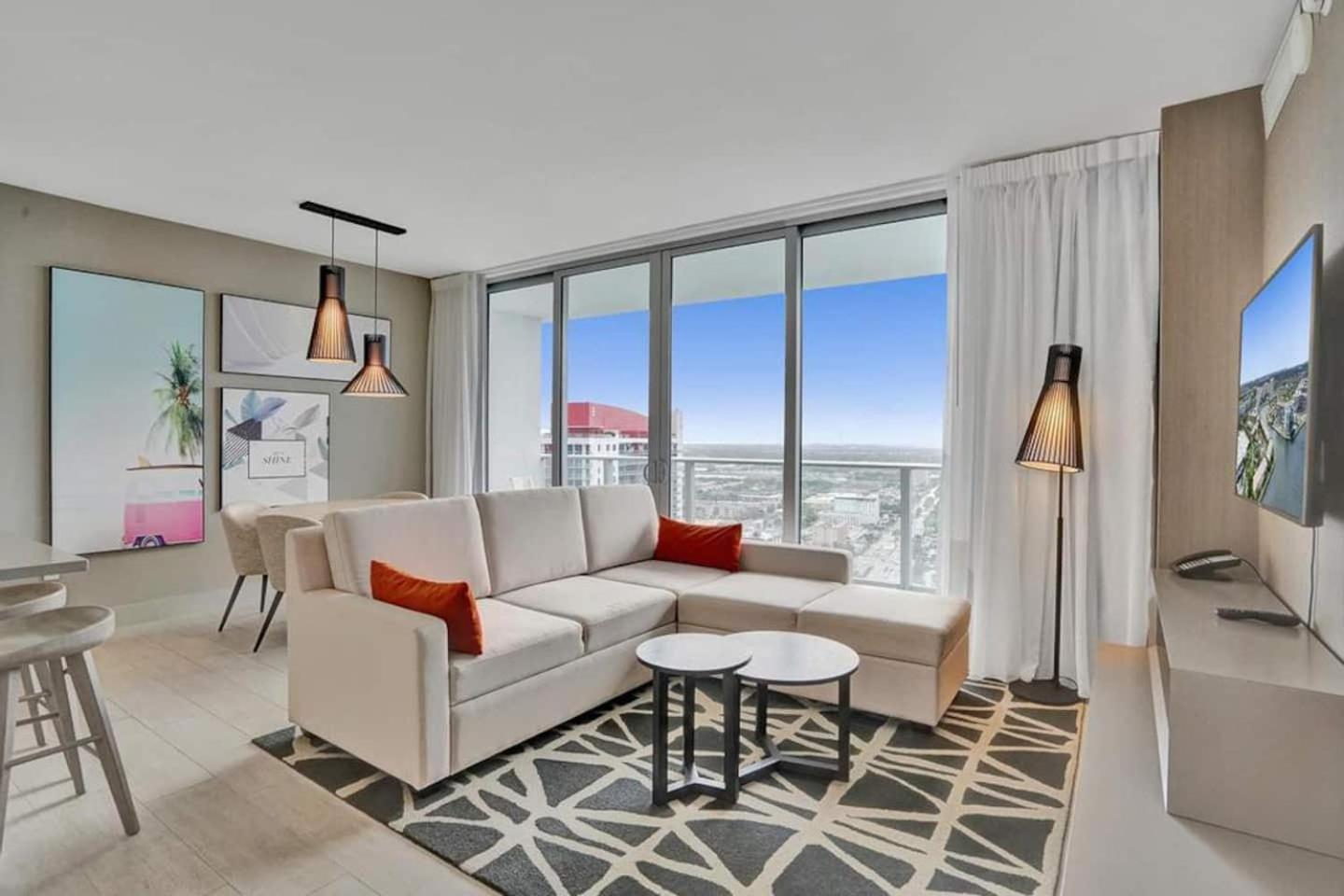 Amazing Apartments At H Beach House Голливуд Экстерьер фото