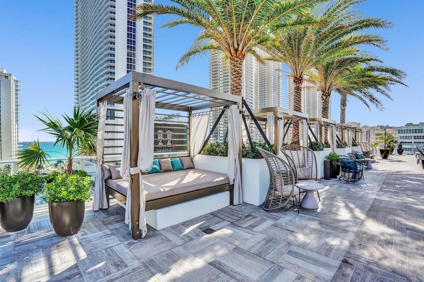 Amazing Apartments At H Beach House Голливуд Экстерьер фото