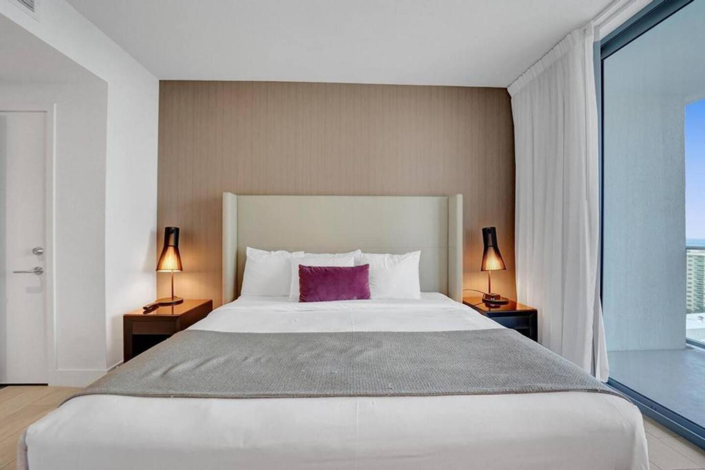Amazing Apartments At H Beach House Голливуд Экстерьер фото