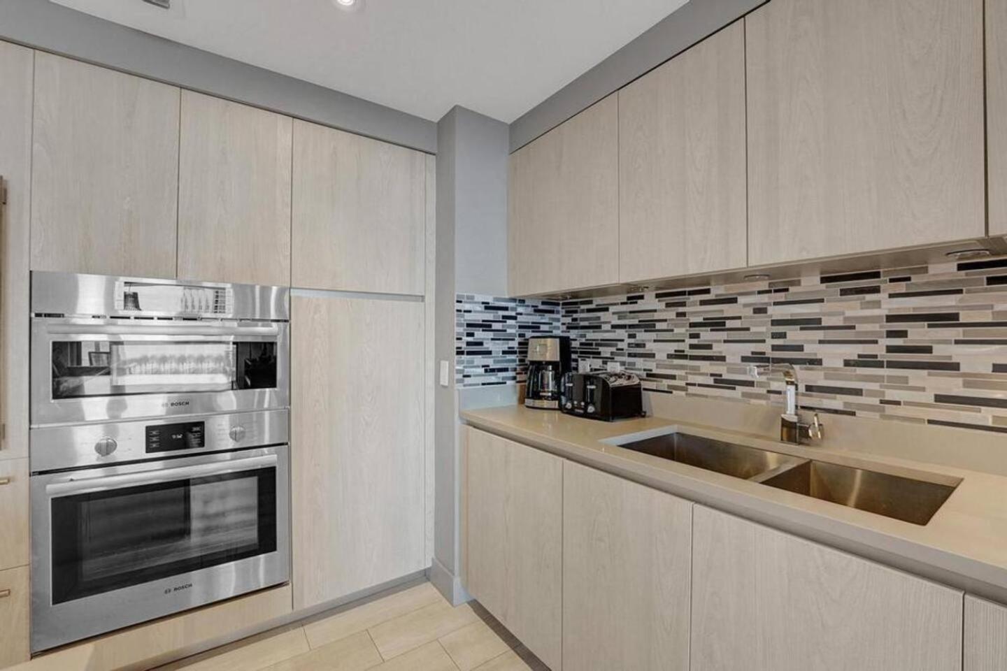 Amazing Apartments At H Beach House Голливуд Экстерьер фото