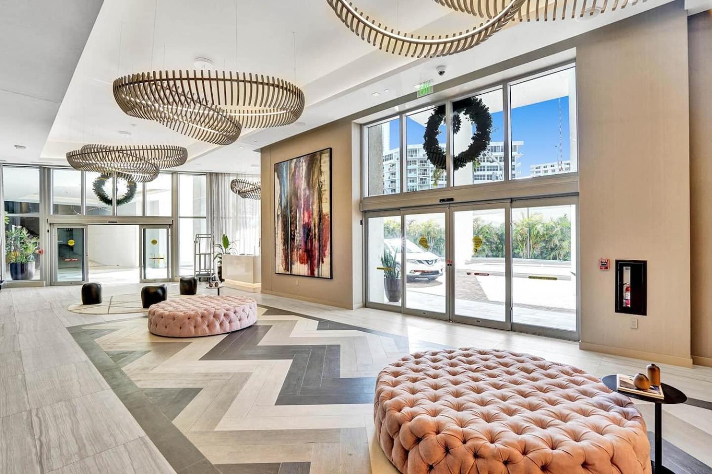 Amazing Apartments At H Beach House Голливуд Экстерьер фото